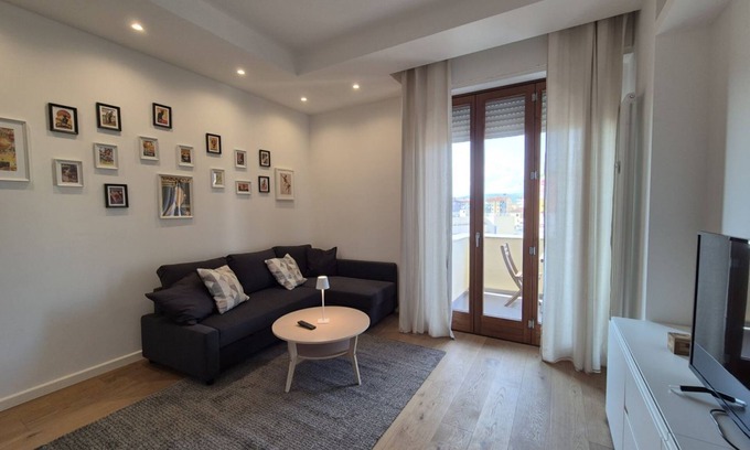 Isolotto Appartement | Talenti apartment with parking