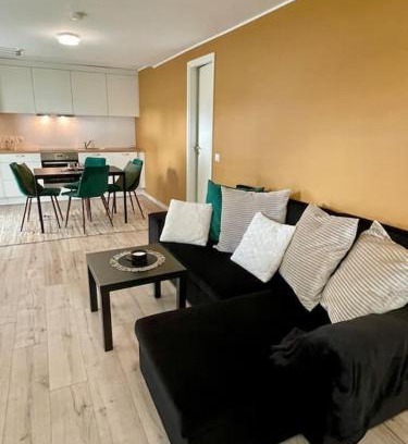 Tapa Appartement | Tamme maja - Oak Tree House with big terrace and balcony