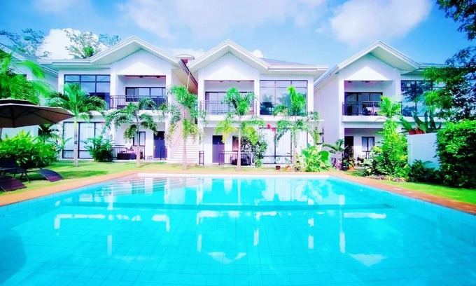 Panglao Maison | Tana Mysterious garden