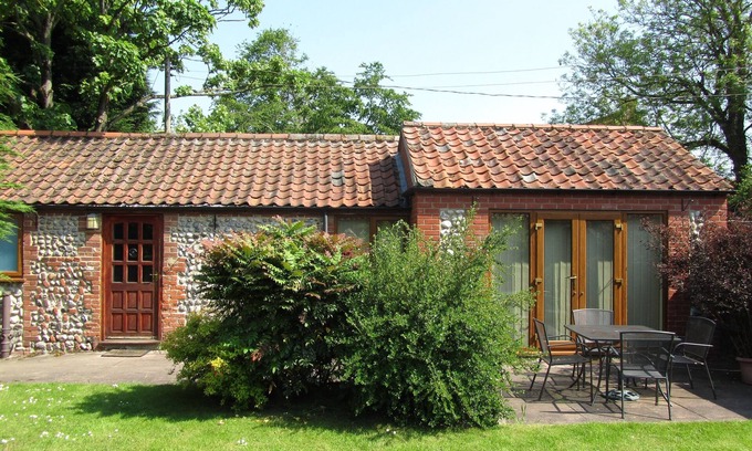 Thorpe Market Cottage | Tanglewood Cottage - Situé autour d'une ancienne ferme dans un village
