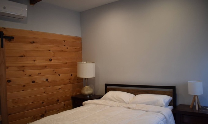 Tannersville Hôtel | Tannersville Village on SawMill Creek Room #8- 2 Queen Bd
