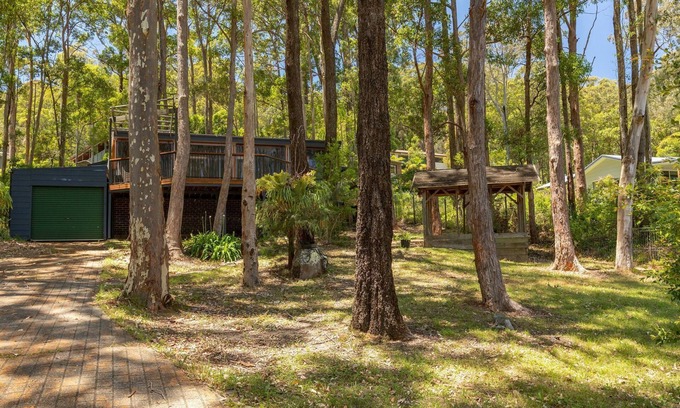 Tarbuck Bay Cabine | Tarbuck Cabin relax and enjoy a fuse free holiday