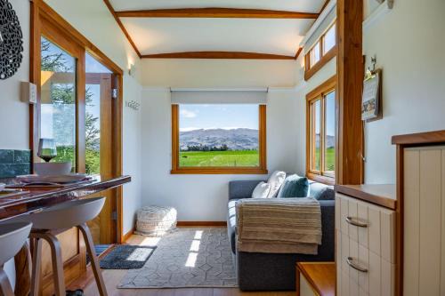 Tarras Maison | Tarras Tiny Haven - Wake up to Breathtaking Mountains