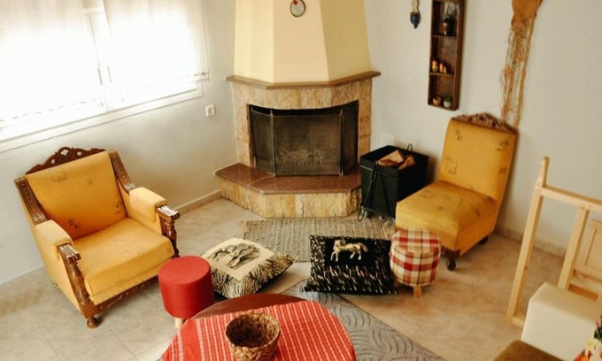 Komotini Appartement | TasoulasHome 1-μονοκατοικια με αυλη