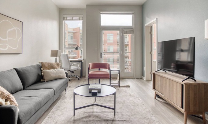 Central Boulder Appartement | Tasteful Boulder 1BR w/ Pool & Gym, by Blueground