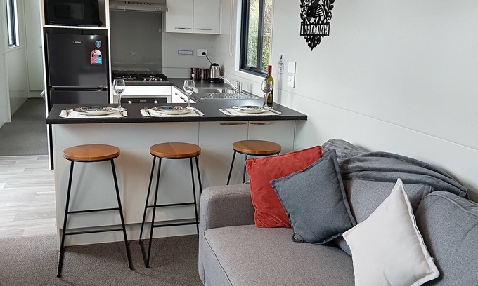 Hilltop Maison | Taupo luxury Tiny House & Spa