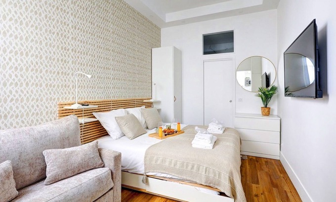 Bel-Air Nord Appartement | TBS 244 - Studio élégant et moderne à Paris