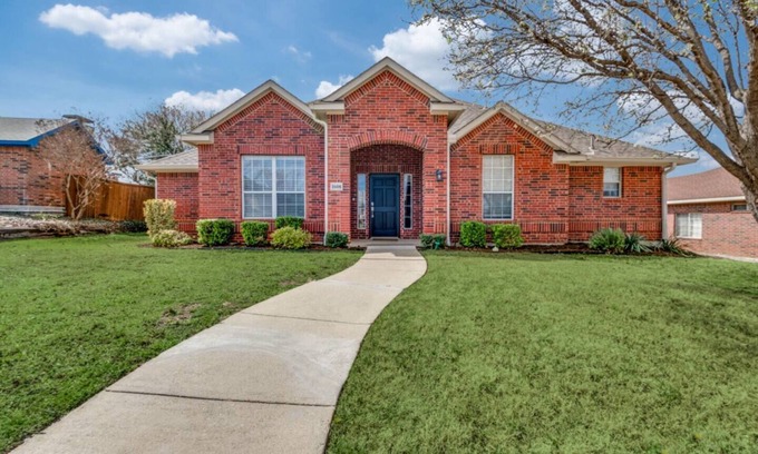 North Central Carrollton Maison | TCH - 3bd/2.5ba home in Carrollton with Workspace