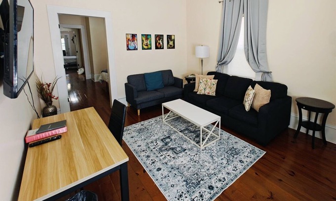Irish Channel Maison | Tchoup House One - Historic Shotgun In Uptown