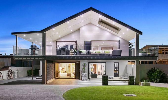 Waihi Beach Appartement | Te Mahana Apartment - pool, spa, beachfront