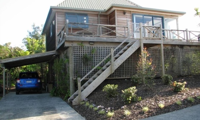 Russell Maison | Maison de vacances confortable et ensoleillée.
