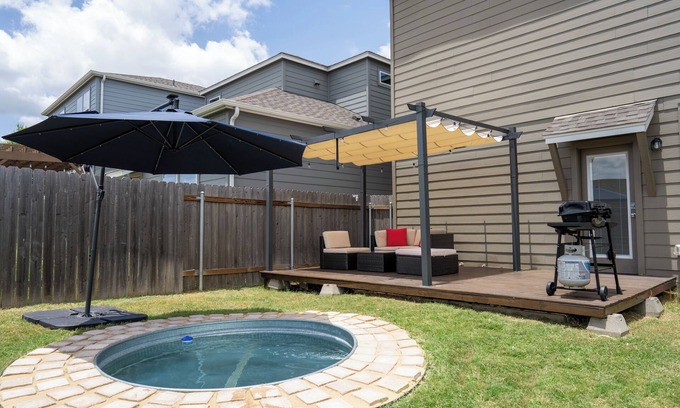 McNeil Maison | Tech Ridge Home Minutes to Major Hospitals & Downtown Austin