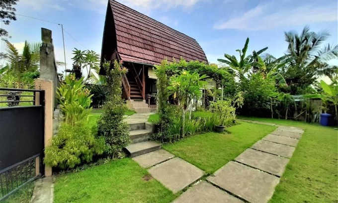 Banjarangkan Maison | Telagamas Guest House