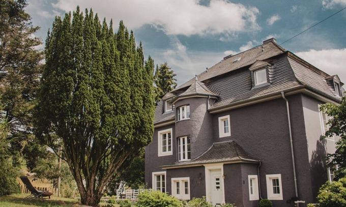 Gondelsheim Maison | Temporary living in the historic rectory