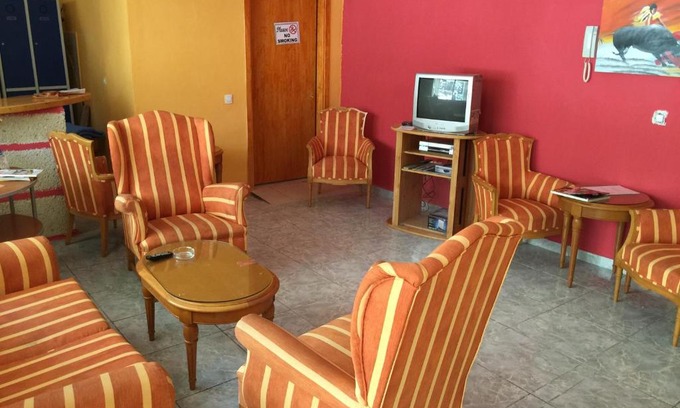 Los Cristianos Auberge | Tenerife Hostel