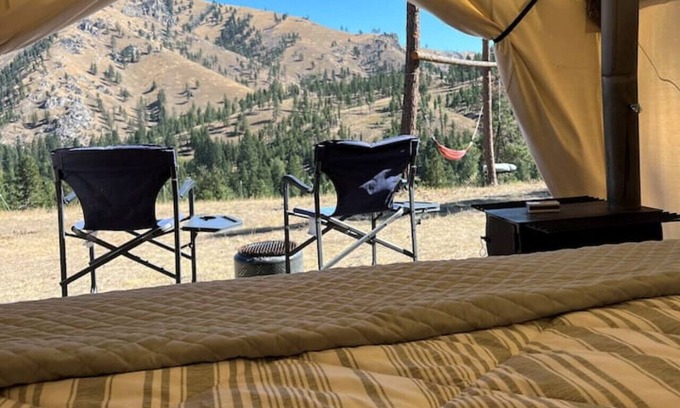 Conner Location De VR | Tent #2 | Oxen-Le-Fields Montana