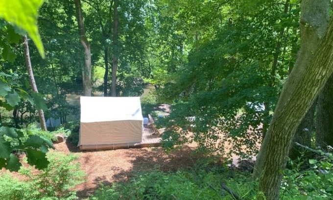 Bethlehem Location De VR | Tentrr - Sycamore Hill Farm Creekside