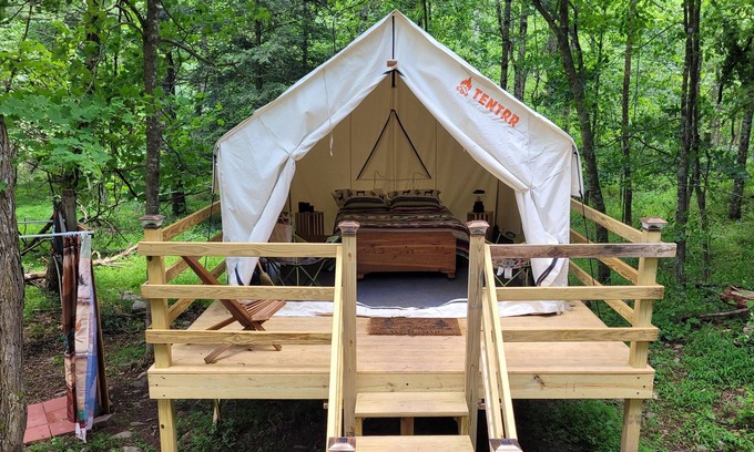 Fulks Run Location De VR | Tentrr Signature Site - Mountain Valley Experience