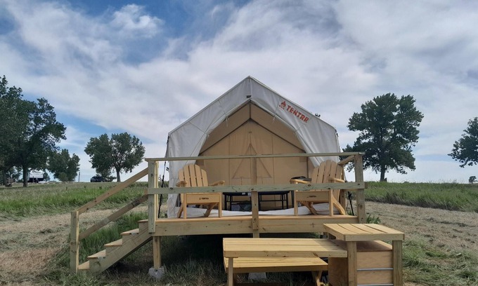 Loup City Location De VR | Tentrr State Park Site - Nebraska Sherman SRA – Redwood Lakeview A – Single Ca