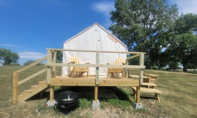 Loup City Location De VR | Tentrr State Park Site - Nebraska Sherman SRA – Redwood Lakeview E – Single Ca