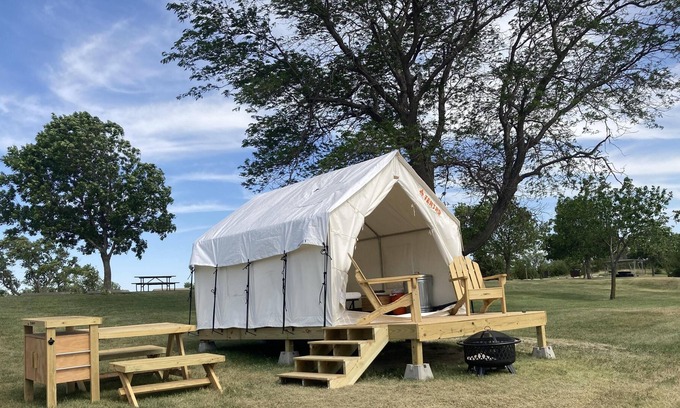 Loup City Location De VR | Tentrr State Park Site - Nebraska Sherman SRA – East Ridge Lakeview I – Single