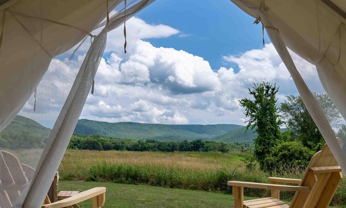 Copake Falls Location De VR | Tentrr State Park Site - NY Taconic State Park: Orphan Rd Site A