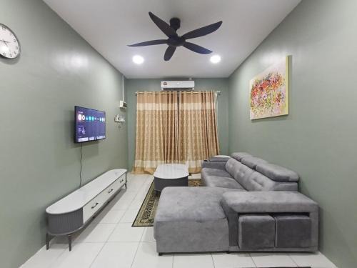 Manjung Maison | Teratak Arissa Homestay