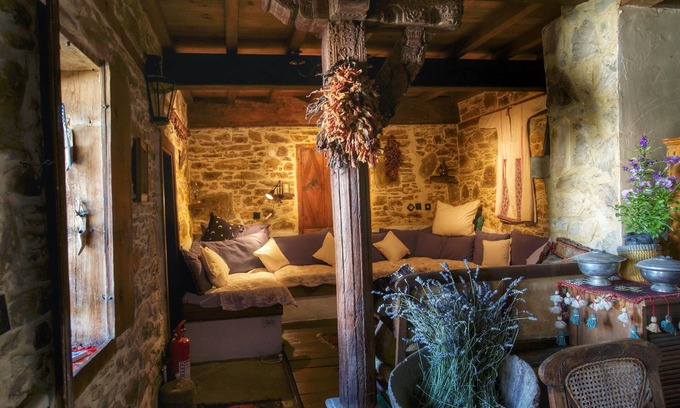 Sirince Maison | Terrace Houses Sirince - Fig, Olive Clockmakers and Grapevine