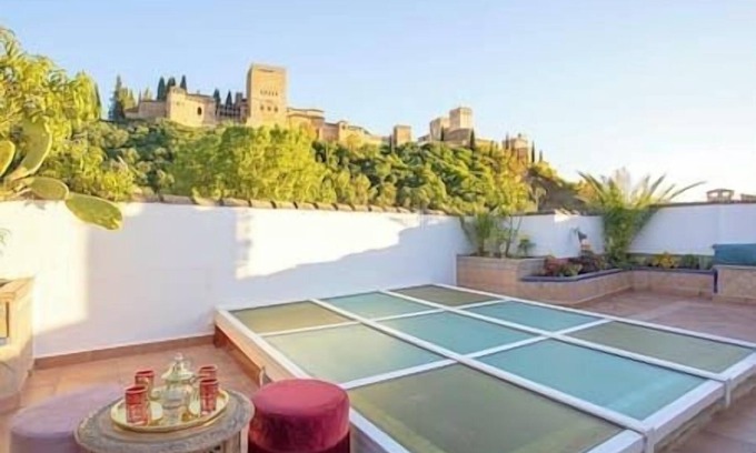 San Pedro Maison | Terrace with views to Alhambra. Morayma House.
