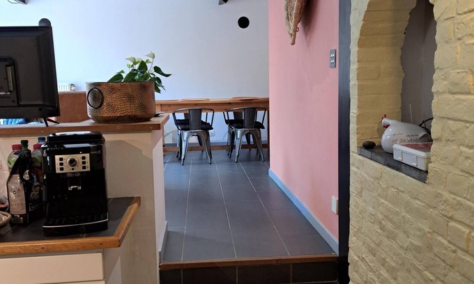 Lens Maison | Terre de Douar à 5min de Pairi Daiza, Logement Avec Équipements Pour Enfants !