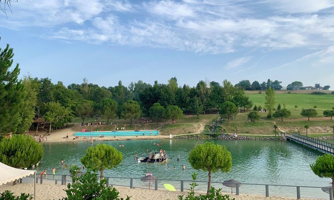 Monclar-de-Quercy Maison | Terres de France - Hameaux des Lacs