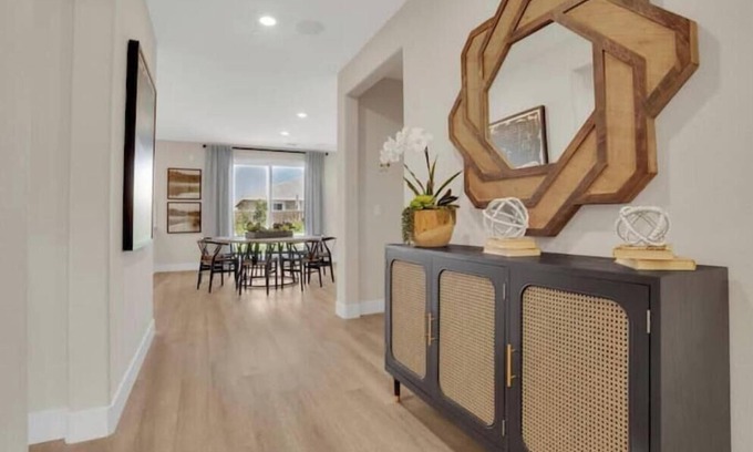 Lathrop Maison | Terrific 5-bedroom home in Lathrop. Former model home. Tastefully furnished.