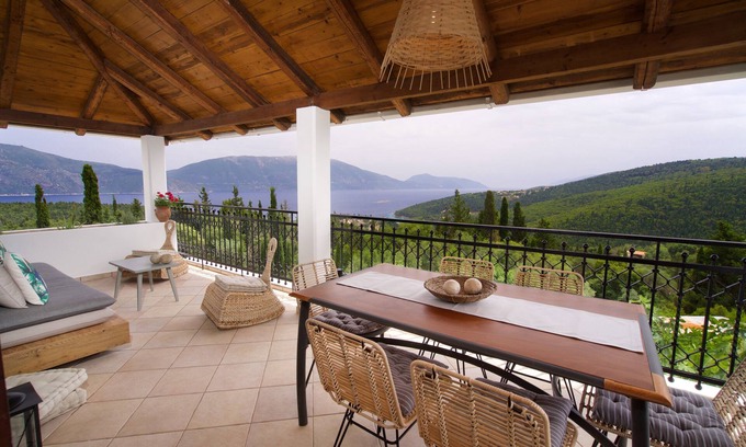 Matsoukata Maison | Tettix Summer House