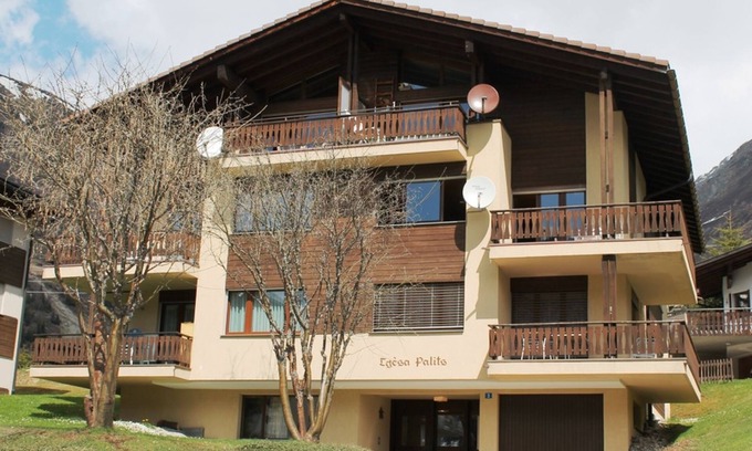 Sedrun Appartement | Tgèsa Palits Seehuber by Interhome