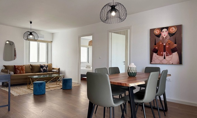 Petralona Appartement | TH6 - 4 bedrooms Cloud9 in the city