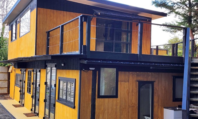Thames Maison | Thames River Valley Retreat Residence 1