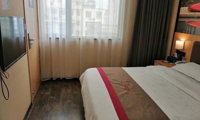 Donghu Hôtel | Thank Inn Chain Hotel Guizhou Qianxinan Xingren County Food Street Store