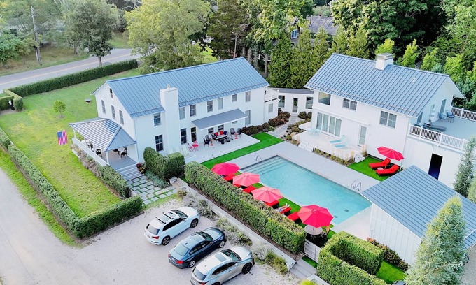 Shelter Island Heights Maison | Thanksgiving - Group Holidays rental with staff!