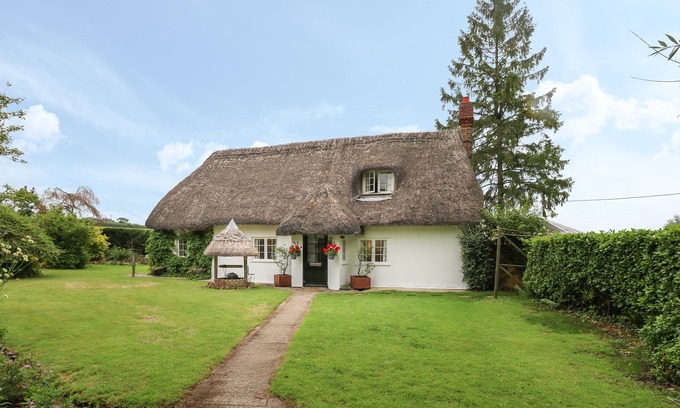 Buckland Newton Cottage | Thatch Cottage, BUCKLAND NEWTON