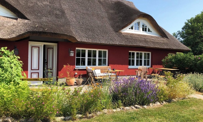 Altenkirchen Cottage | Ferme au toit de chaume Schwalbenhof Gudderitz