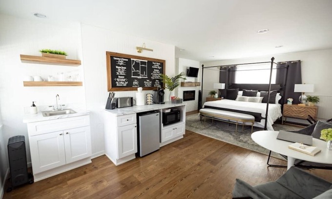 Clarkston Copropriété | The 1842 Suite - Millpond Inn