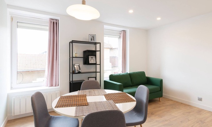 Jarny Appartement | L'appartement 4* Rose dragée