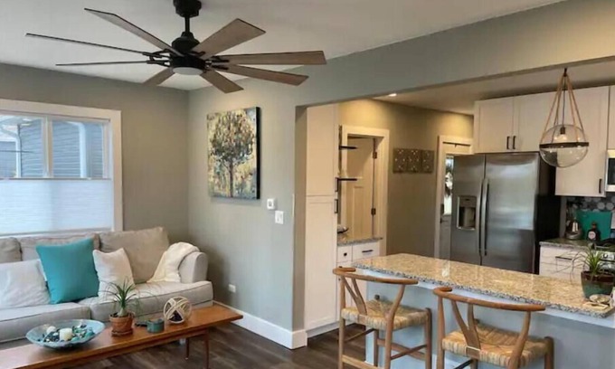 Village of Lakewood Maison | The Acorn @ Oaks on The Fox