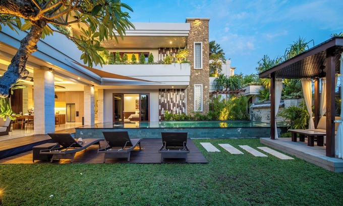 Taman Griya Villa | The Amarta Villa