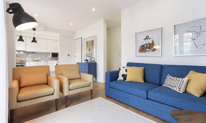 Pena Appartement | The Anjos Stay – Cozy 1-Bed Retreat