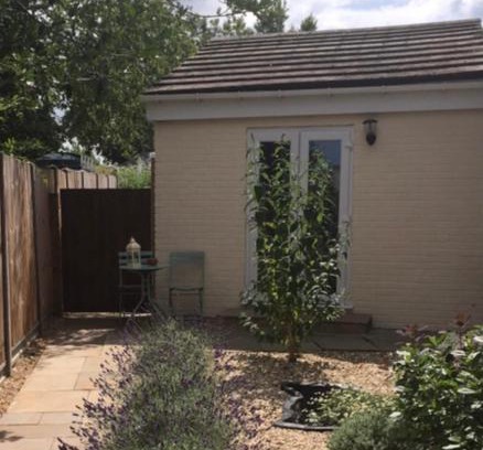 Mildenhall Maison | The Annexe at Asbit Lodge