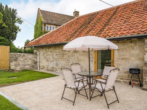 Trowbridge Maison | The Ash - Arnolds Hill