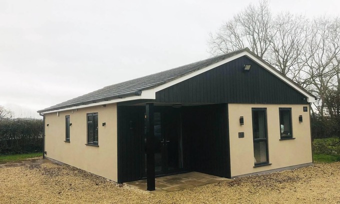 Cleeve Cabine | The Ash View in North Somerset