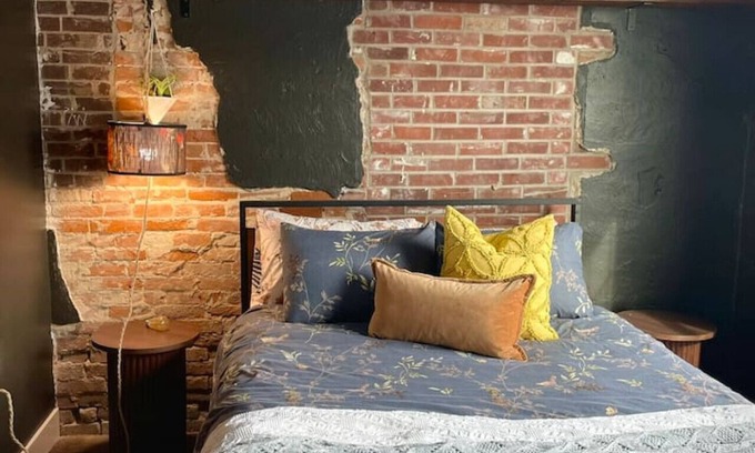 Perryville Hôtel | The Atrium A Boutique Hotel Suite 12
