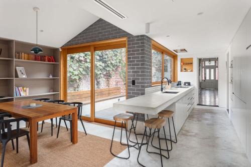 Abbotsford Maison | The Atrium